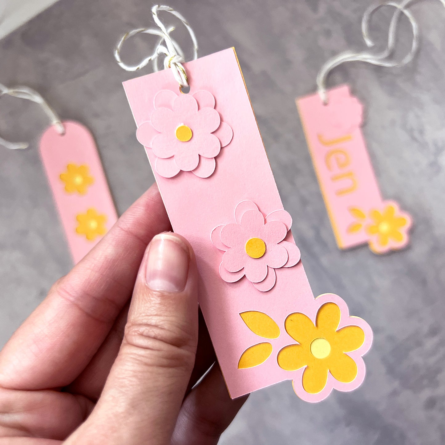 eBook & SVG Bundle: Cut-out Shape Projects with Cricut